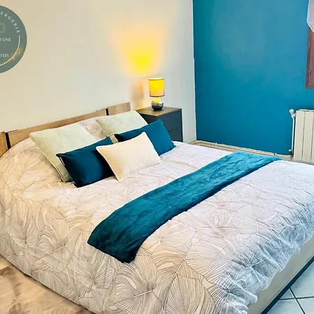 Le Petit Balcon - Proche Gare & Wifi Apartment