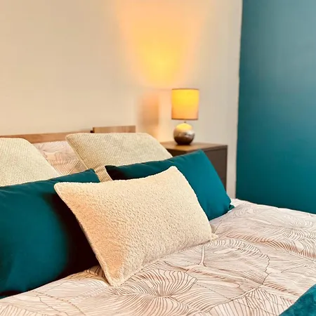 Le Petit Balcon - Proche Gare & Wifi Apartment Troyes
