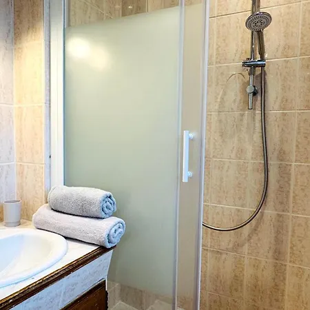 Le Petit Balcon - Proche Gare & Wifi Apartment